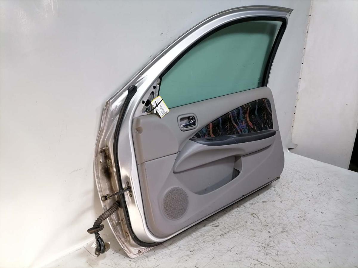 Nissan Almera N16 original T&uuml;r rechts KL0 Silber 3-T&uuml;rer Bj.2000